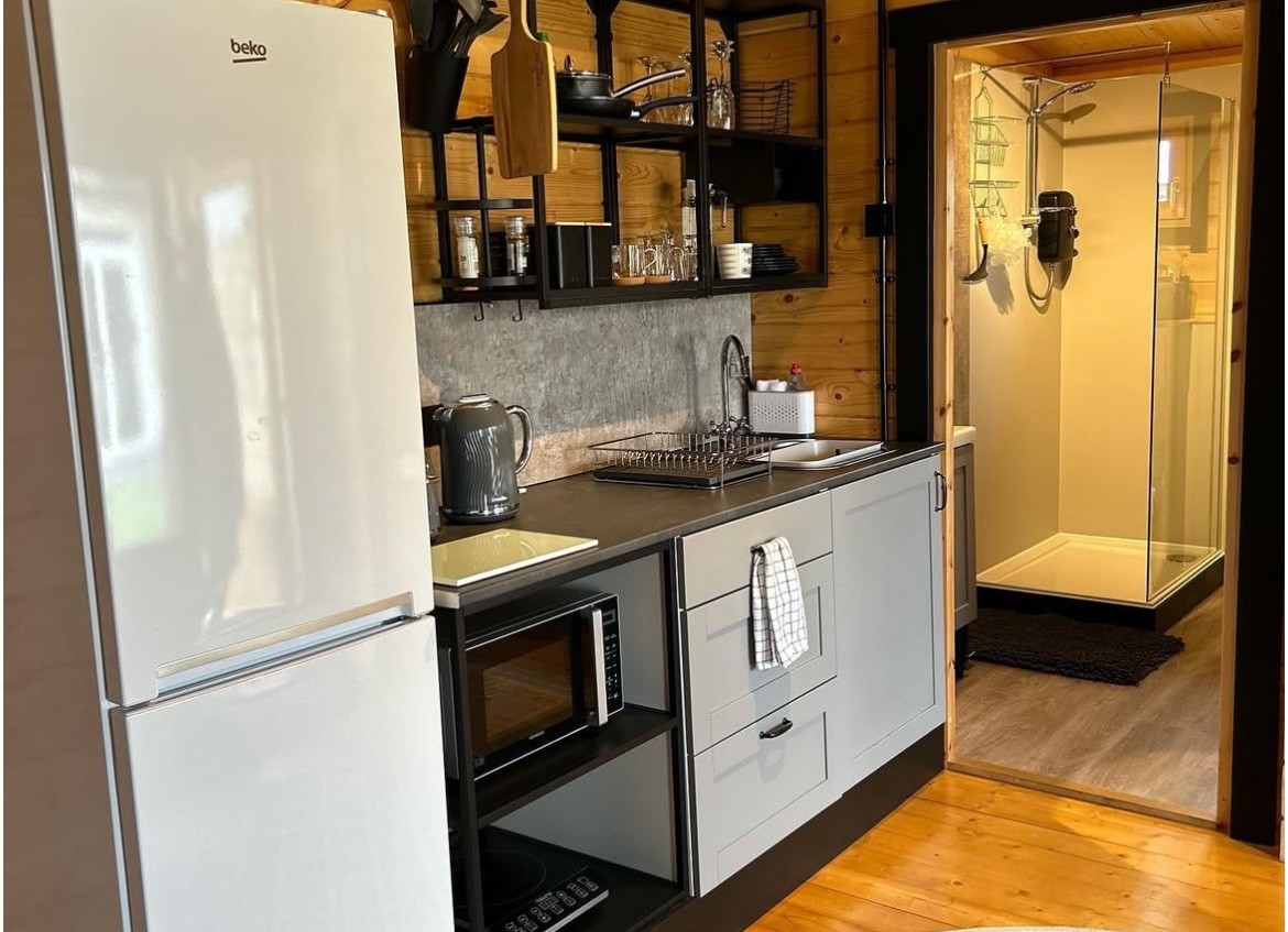 garden room kitchen