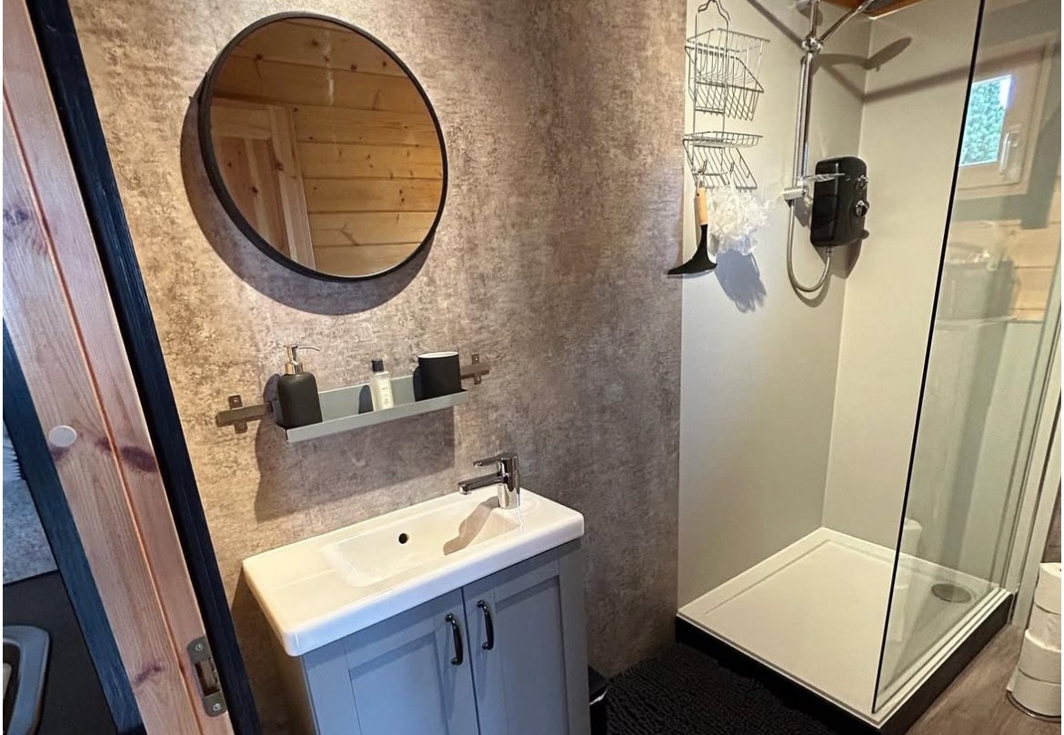 gardern room shower