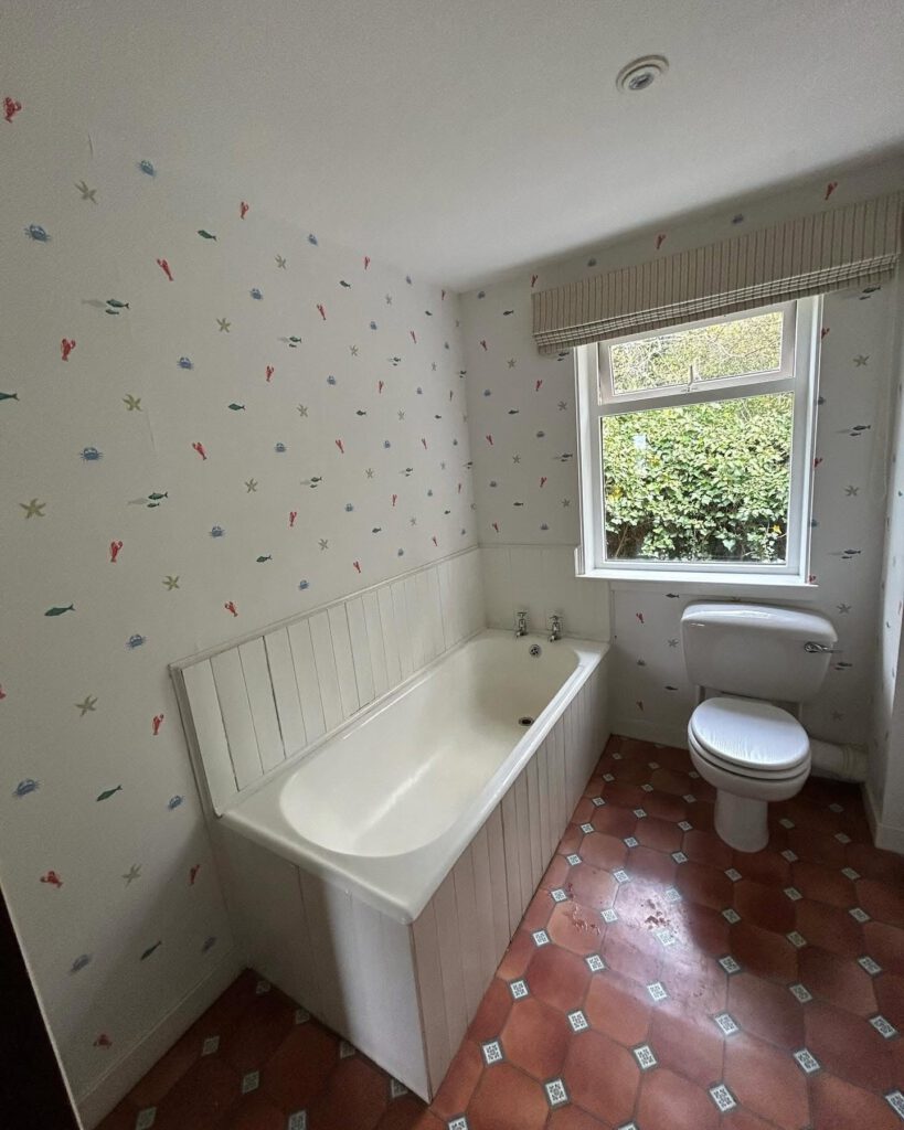 bathroom before fit out
